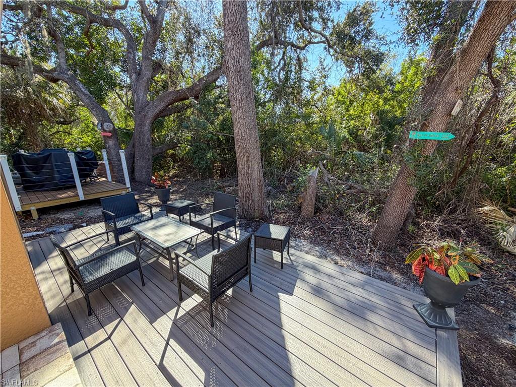 BAYSHORE COMMONS - Residential