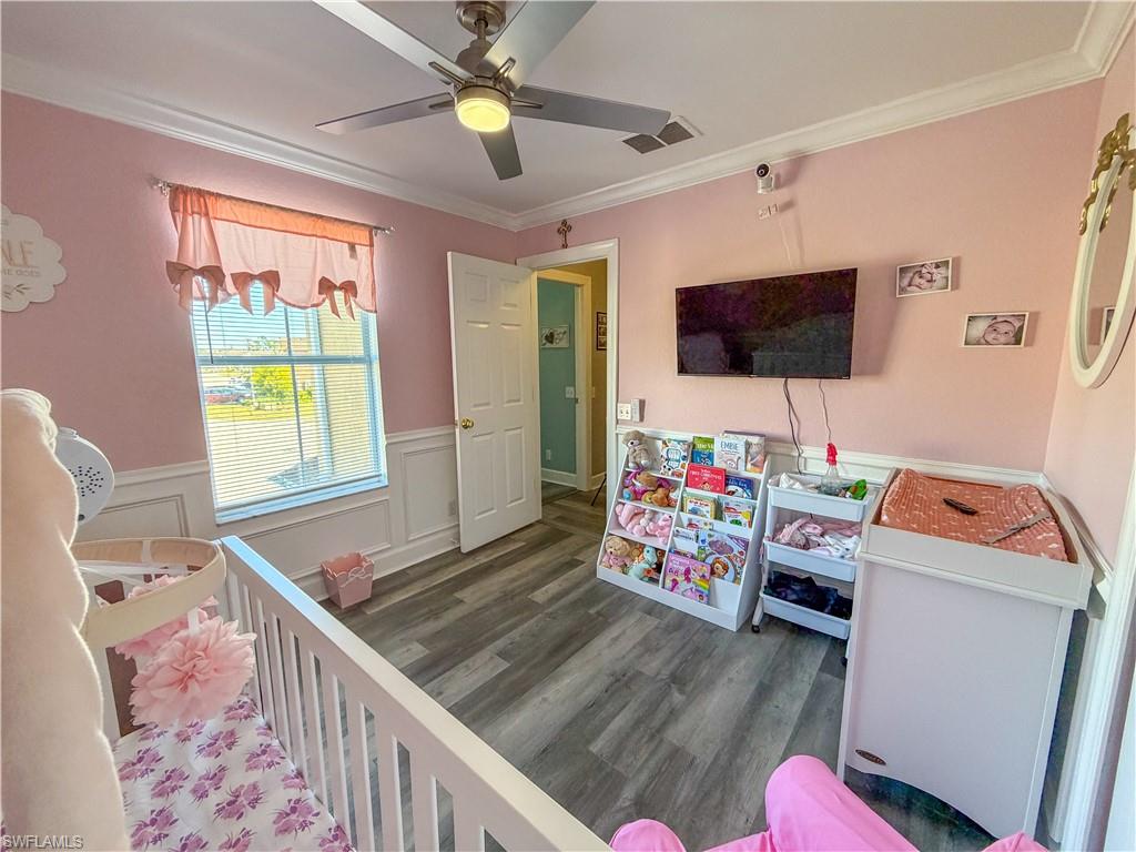 BAYSHORE COMMONS - Residential