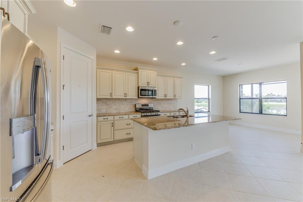 CYPRESS WALK - Residential