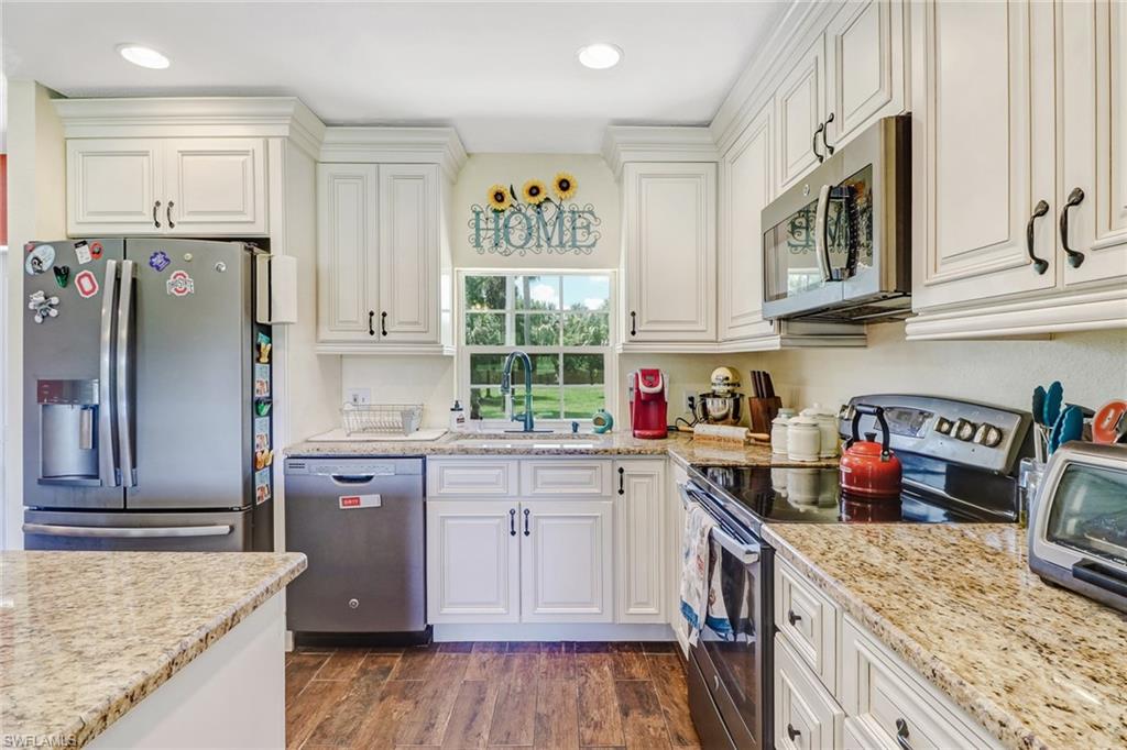 GOLDEN GATE ESTATES - Residential