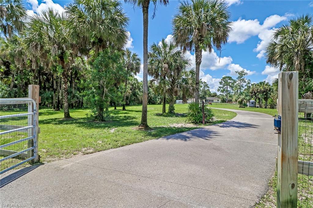 GOLDEN GATE ESTATES - Residential