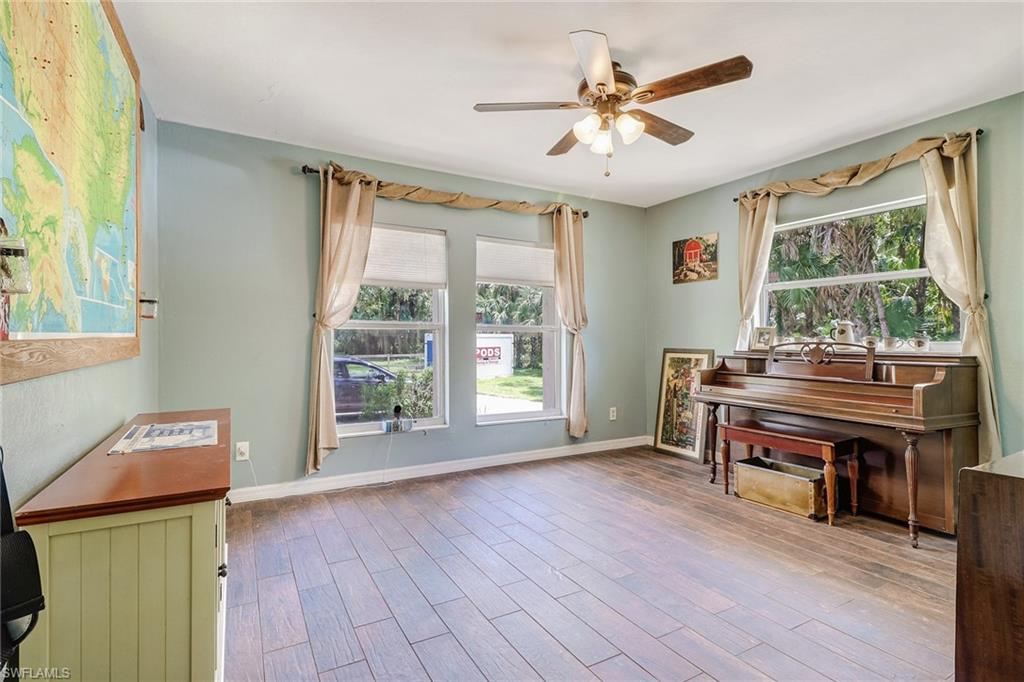 GOLDEN GATE ESTATES - Residential