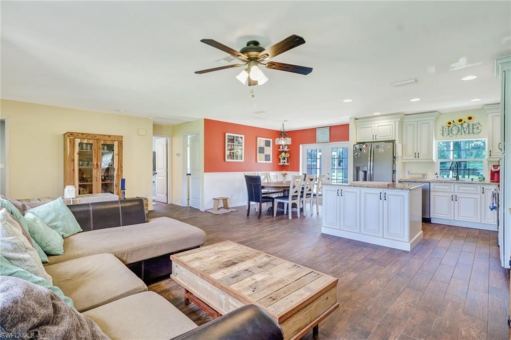 GOLDEN GATE ESTATES - Residential