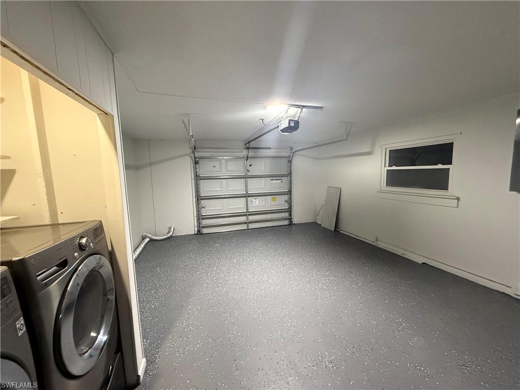 WILLOW LAKE - Residential