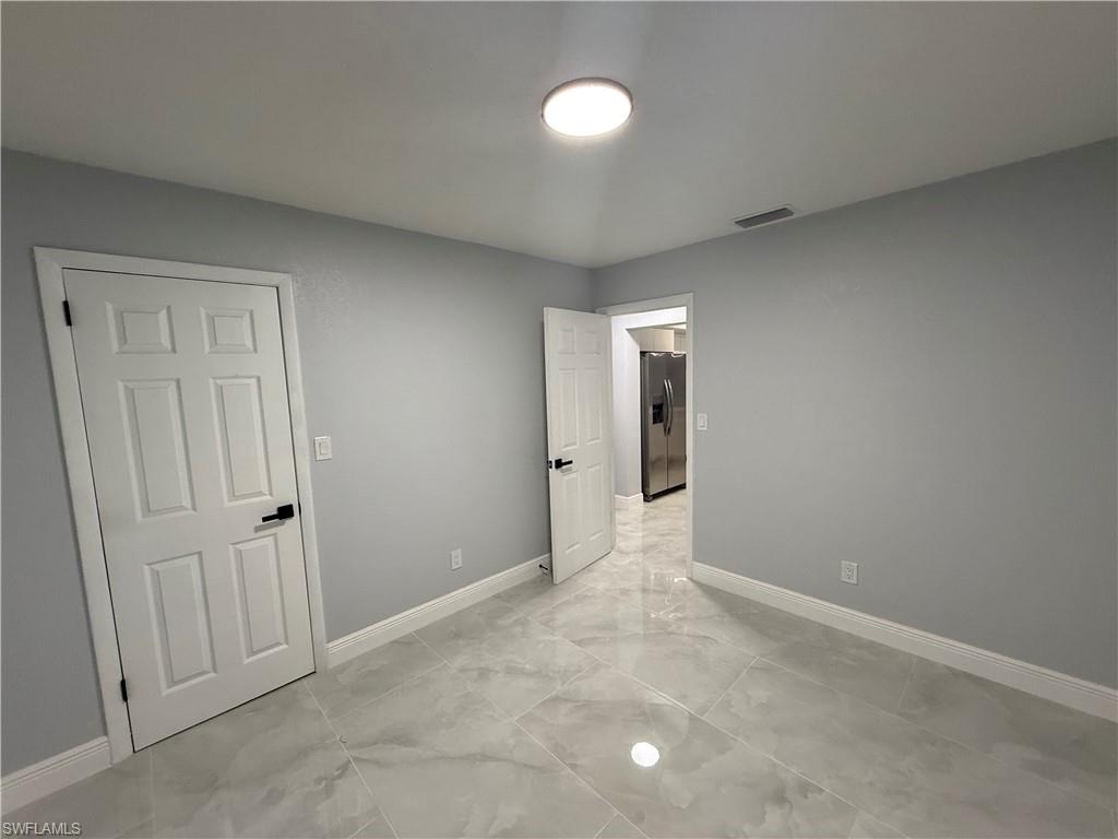 WILLOW LAKE - Residential