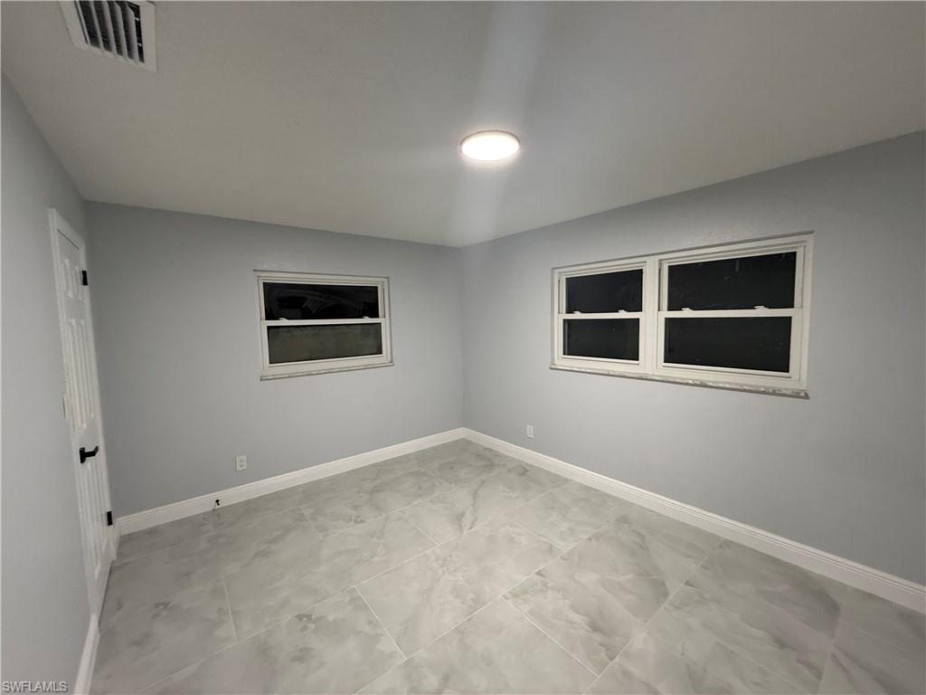 WILLOW LAKE - Residential