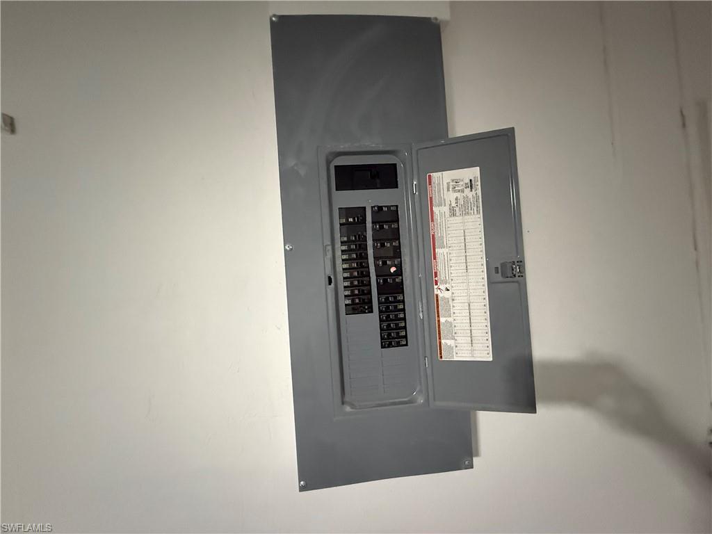 WILLOW LAKE - Residential