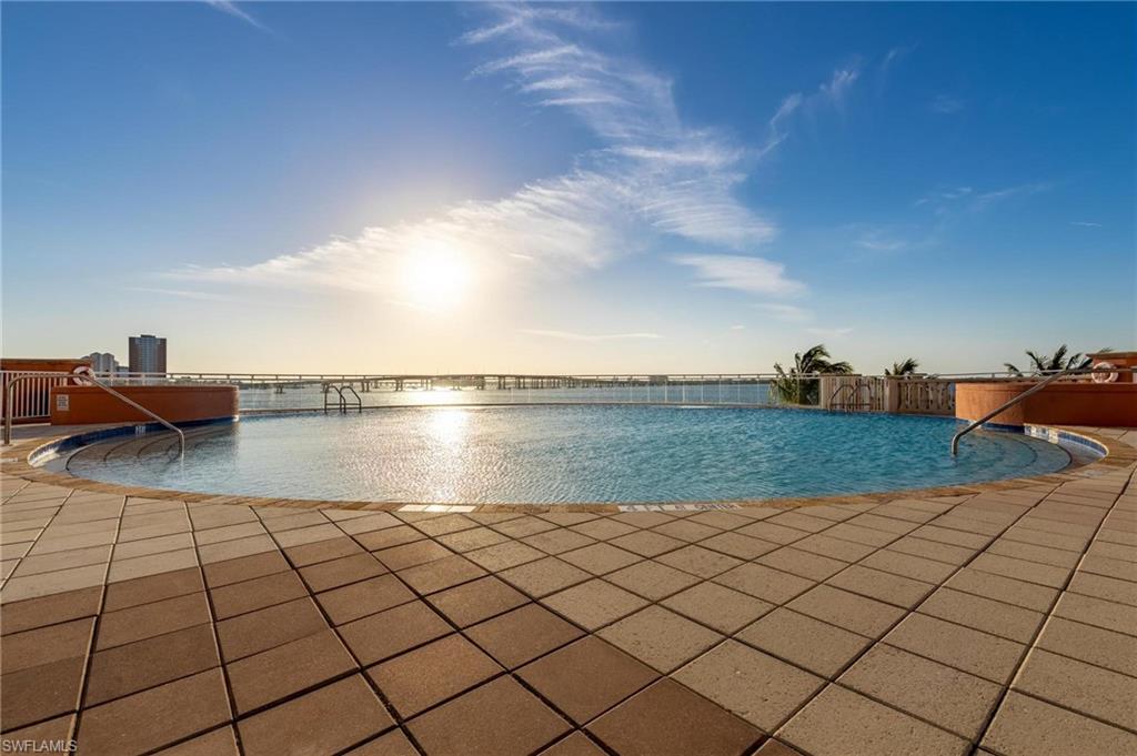 ST. TROPEZ - Residential Lease