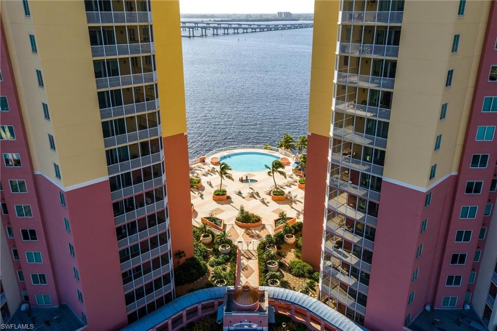 ST. TROPEZ - Residential Lease