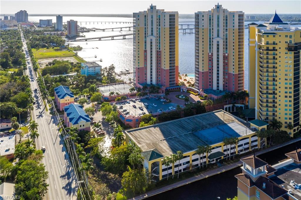 ST. TROPEZ - Residential Lease