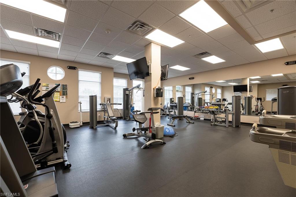 ST. TROPEZ - Residential Lease