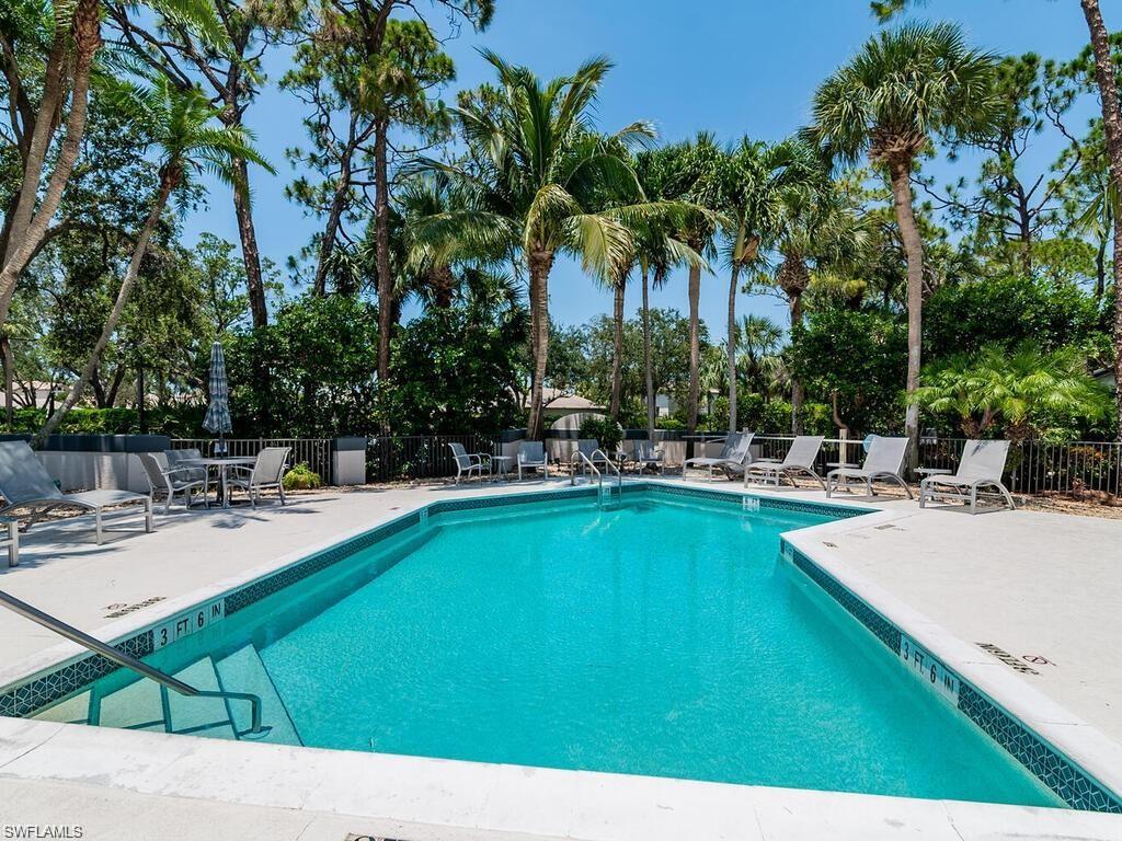 BURNING TREE - Residential