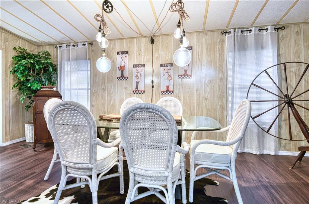 HENDERSON CREEK PARK - Residential