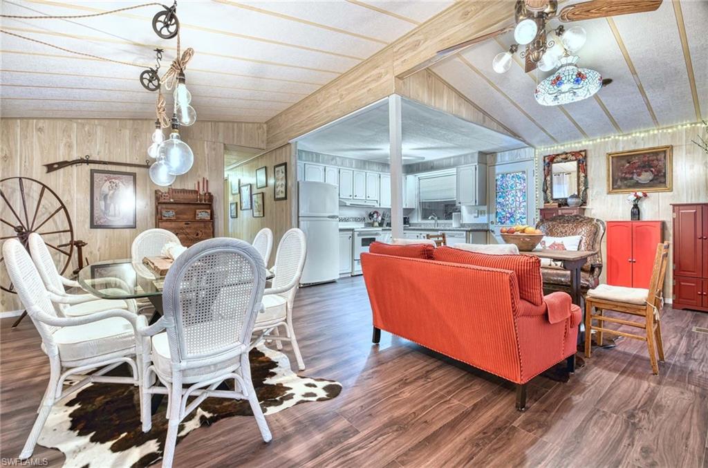 HENDERSON CREEK PARK - Residential