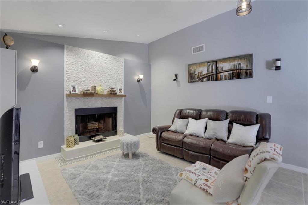 EAGLE RIDGE - Residential