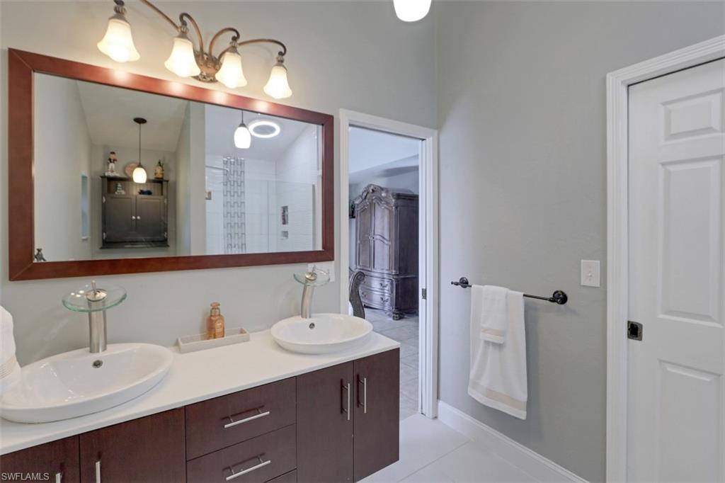 EAGLE RIDGE - Residential