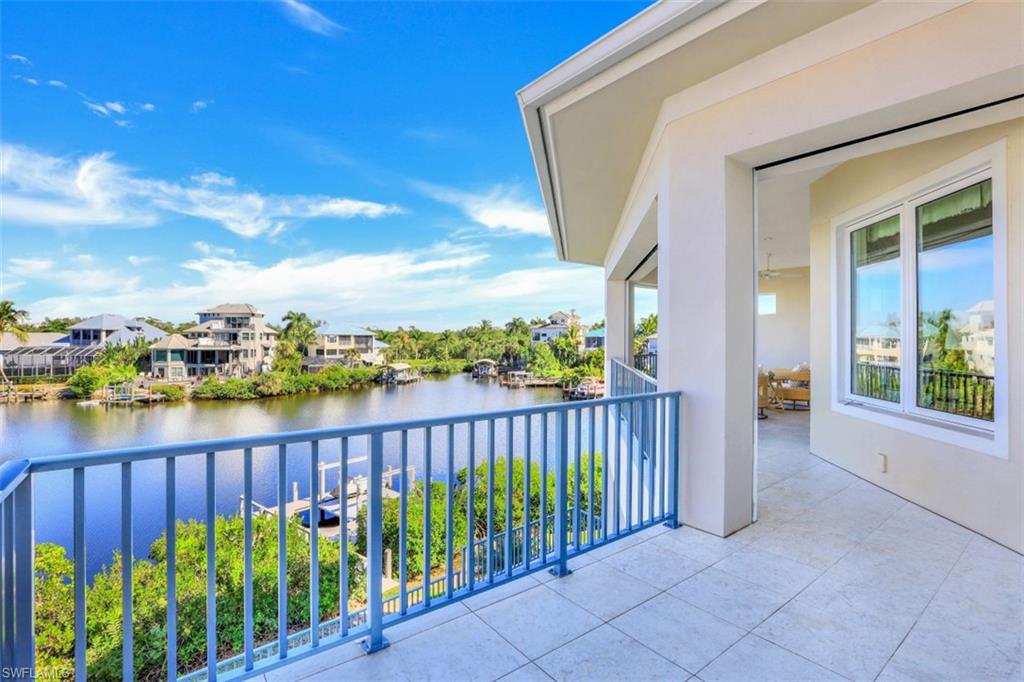 BAYFRONT GARDENS - Residential