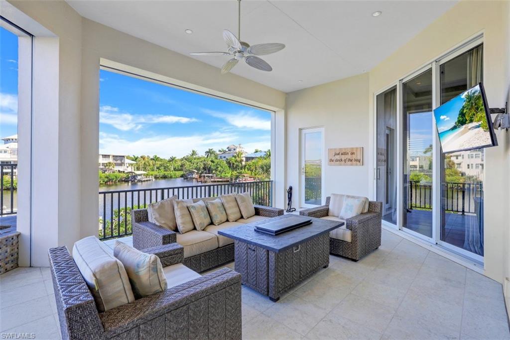 BAYFRONT GARDENS - Residential