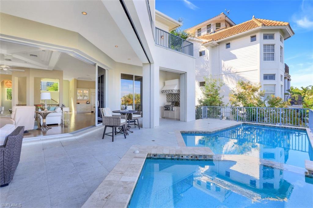 BAYFRONT GARDENS - Residential