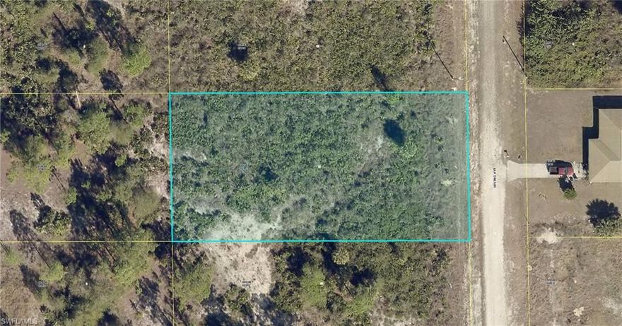 Half Acre Lot Close To gas stations, groceries, bakery and much more. Imagine country living yet being close enough to city amenities. Now is the time to buy your lot and build your ideal home in Southwest Florida.