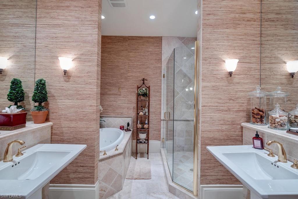 QUAIL WEST - Residential