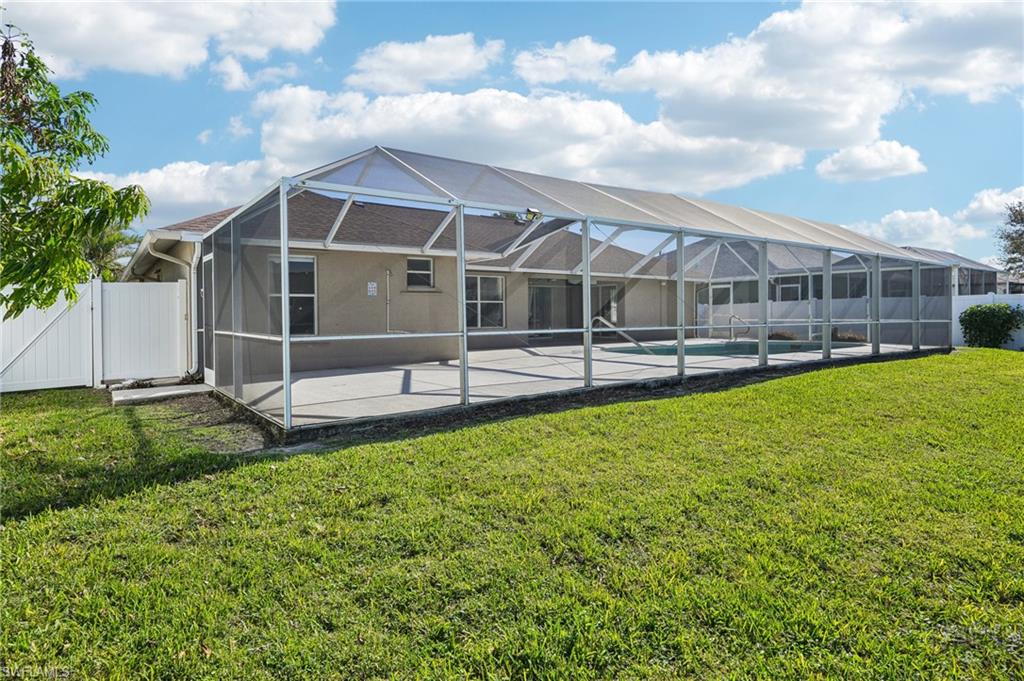 CAPE CORAL - Residential