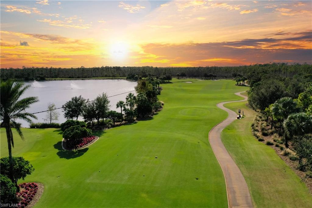 ESPLANADE - Residential