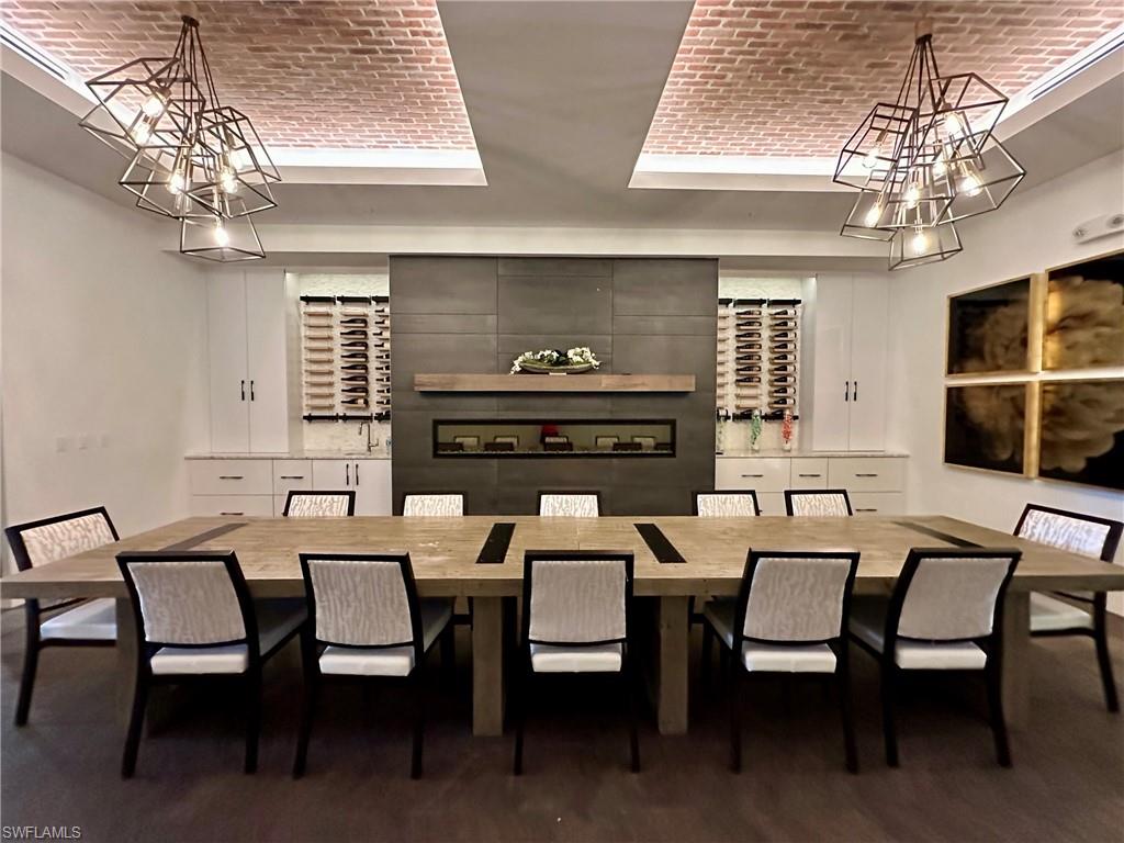 ESPLANADE - Residential