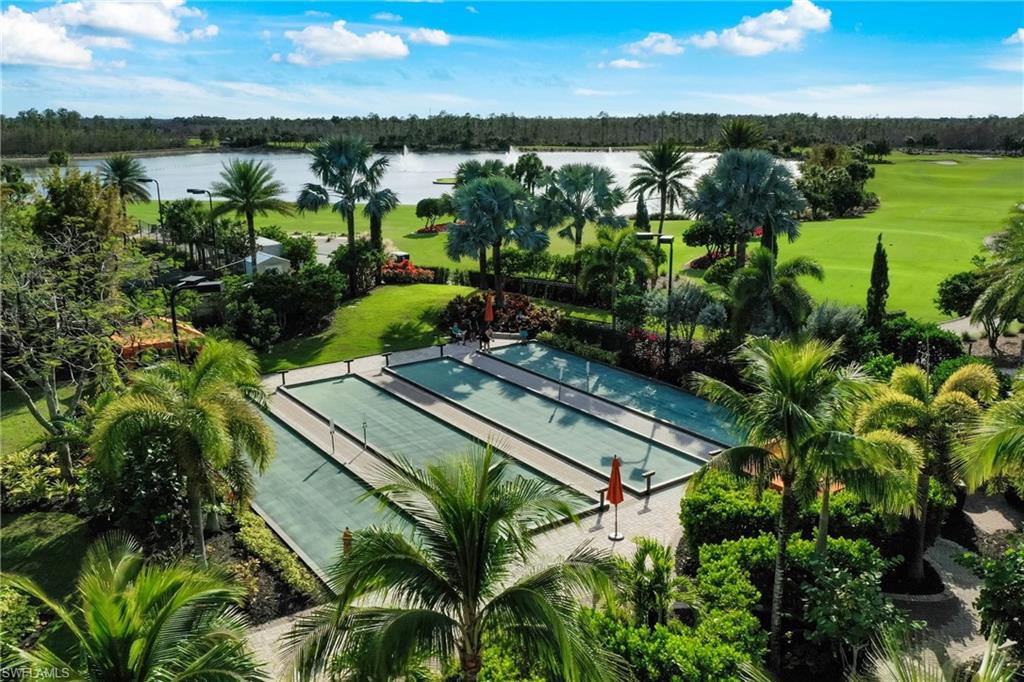 ESPLANADE - Residential