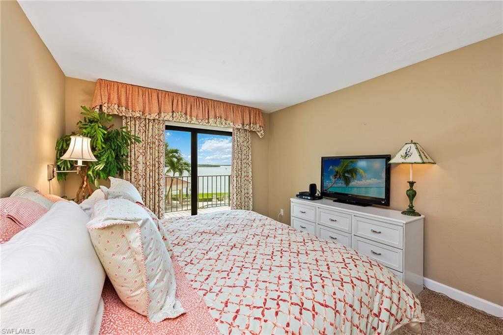 SHIPPS LANDING - Residential