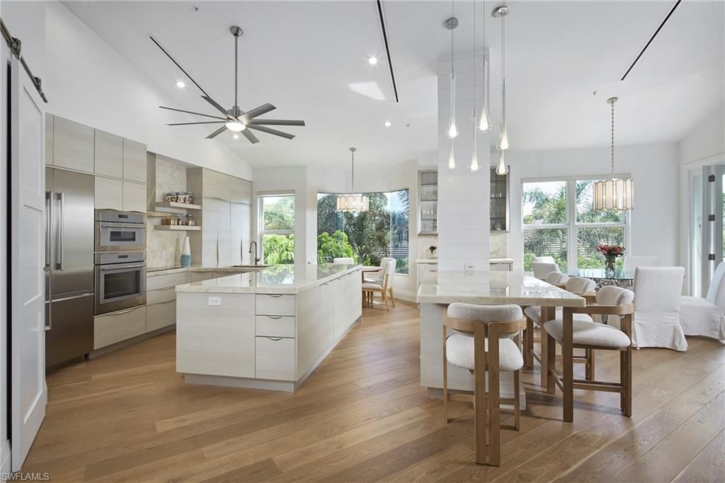 Photo of 231 Colonade CIR, NAPLES, FL 34103 (MLS # 225066431)