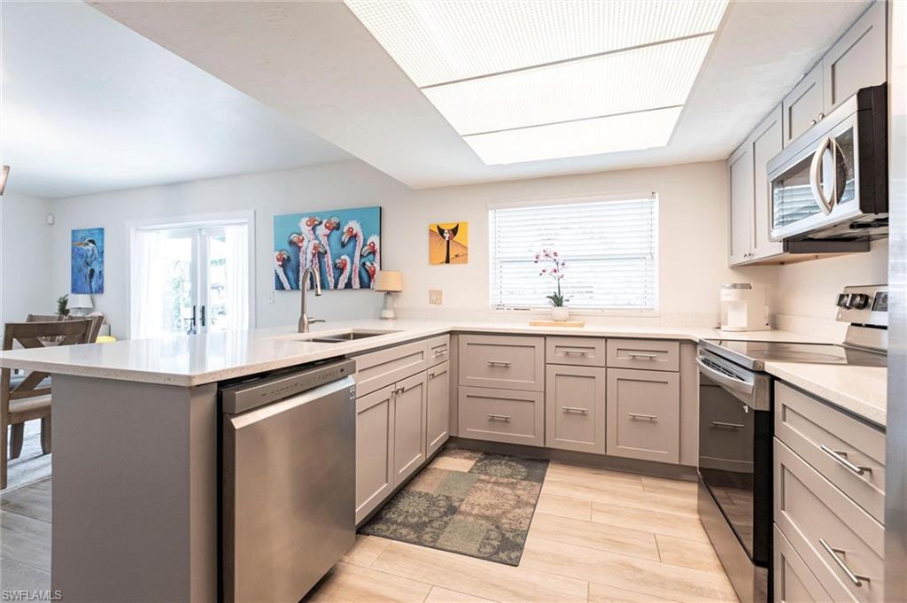 DEEP LAGOON ESTATES - Residential