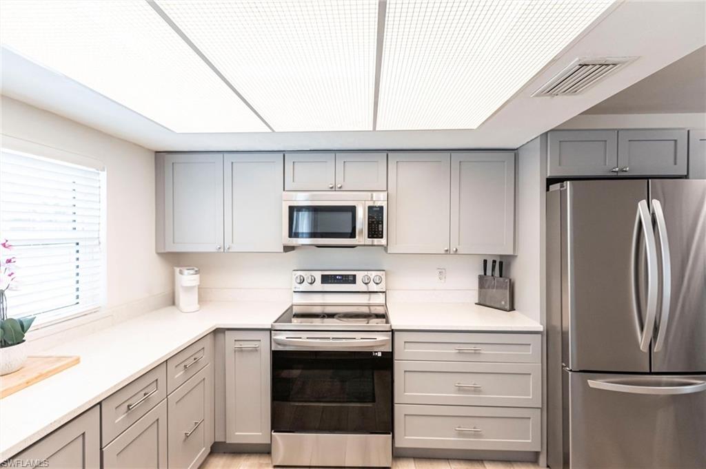 DEEP LAGOON ESTATES - Residential