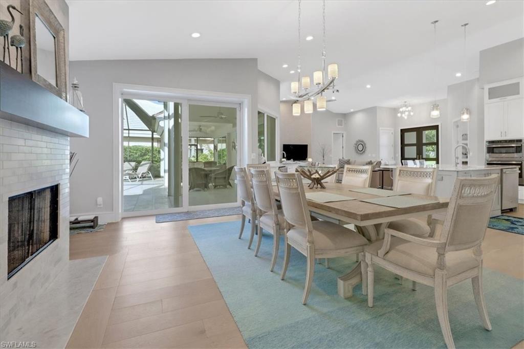 BARRINGTON AT PELICAN BAY - Residential