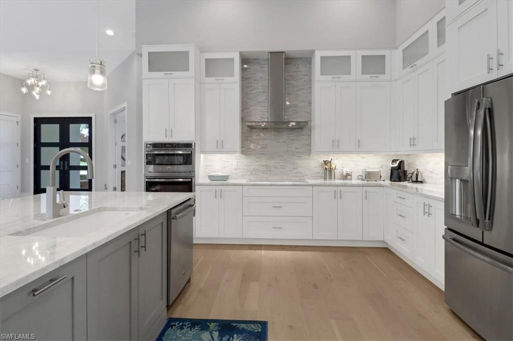 BARRINGTON AT PELICAN BAY - Residential