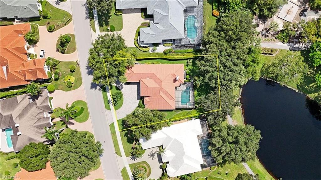 BARRINGTON AT PELICAN BAY - Residential