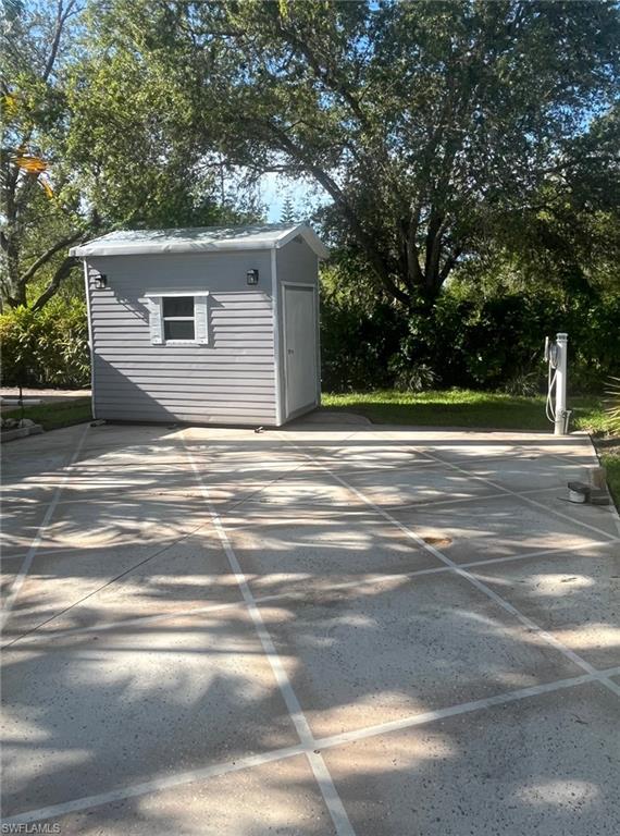 1558 Diamond Lake CIR