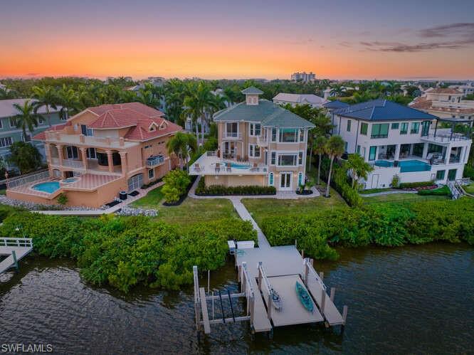 SOUTHPORT ON THE BAY - Residential