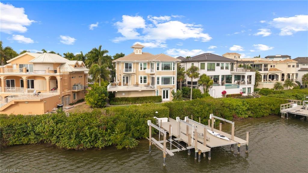 SOUTHPORT ON THE BAY - Residential