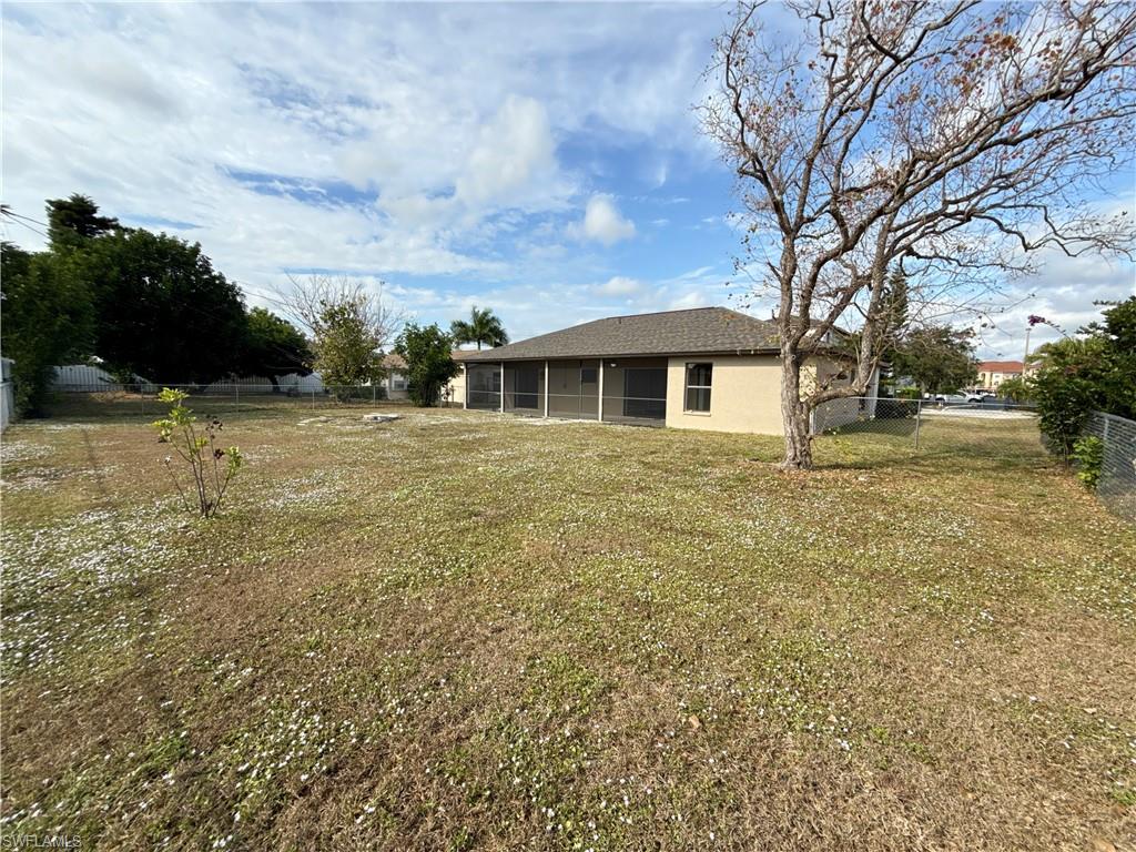 CAPE CORAL - Residential