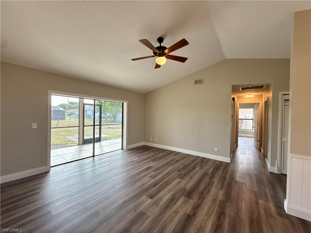 CAPE CORAL - Residential