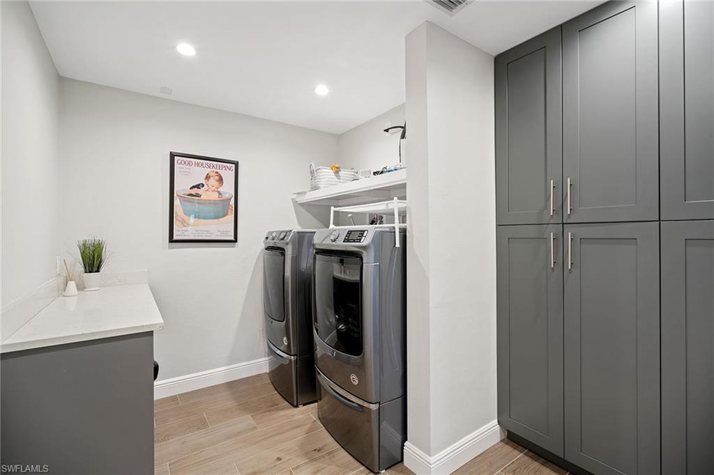 RIDGE LAKE - Residential