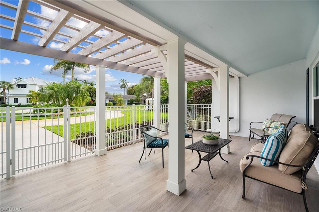 RIDGE LAKE - Residential