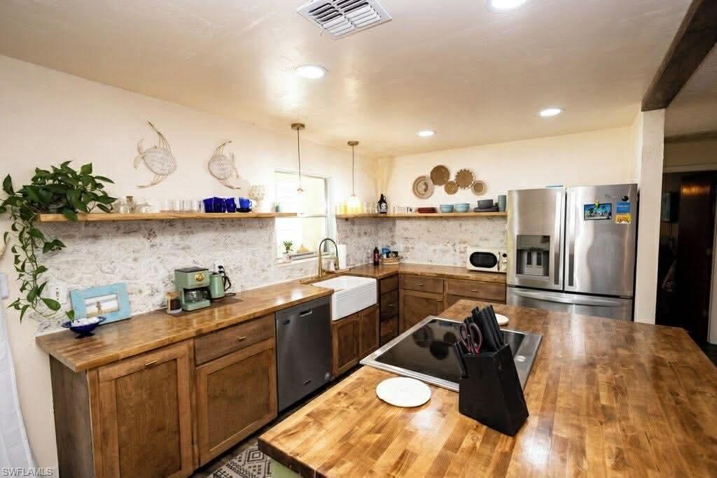 WATERWAY ESTATES - Residential