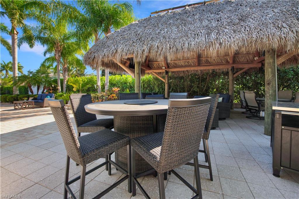 NAPLES MOTORCOACH RESORT - Land