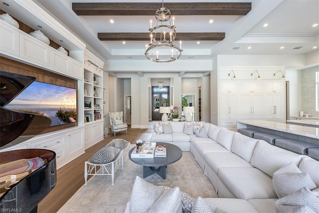 QUAIL WEST - Residential