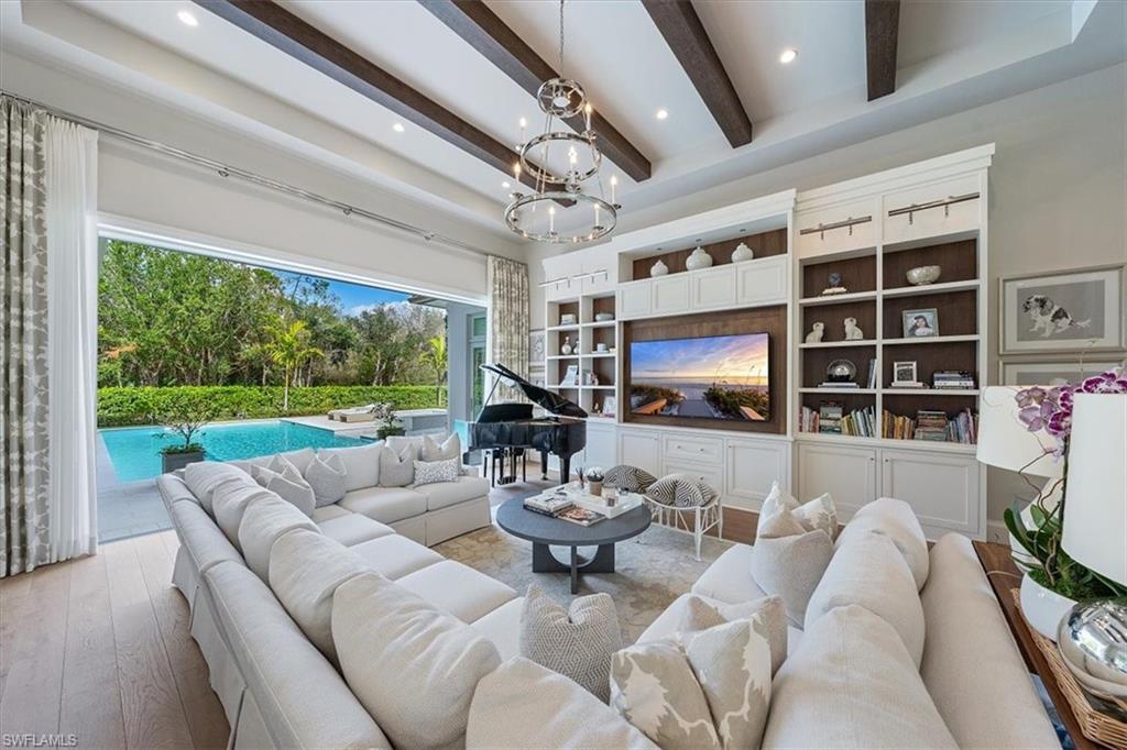 QUAIL WEST - Residential