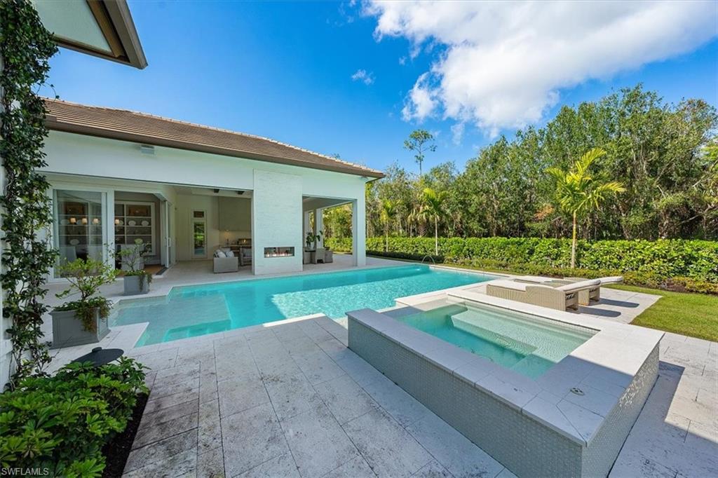 QUAIL WEST - Residential