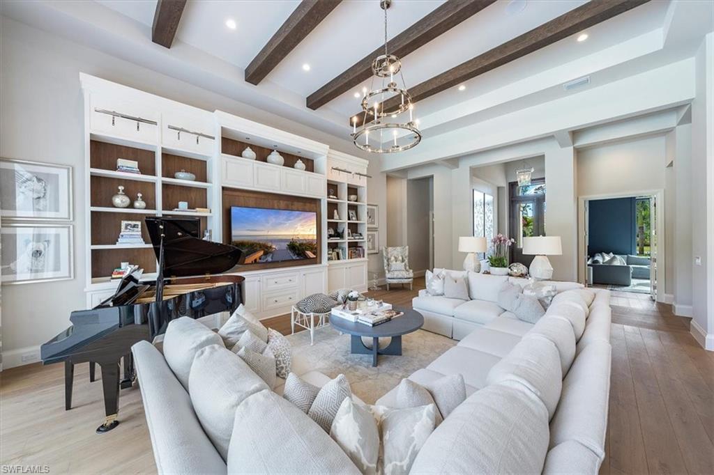 QUAIL WEST - Residential