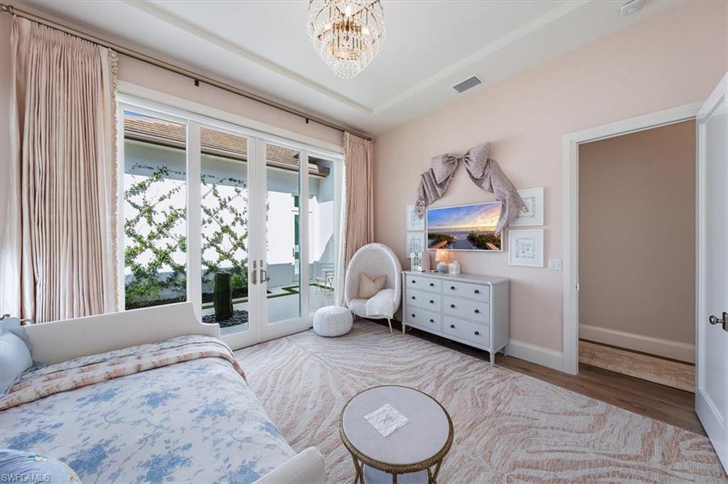 QUAIL WEST - Residential